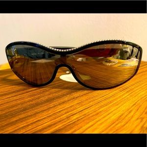 Chanel Studded Stunning Mirror Frames 🕶